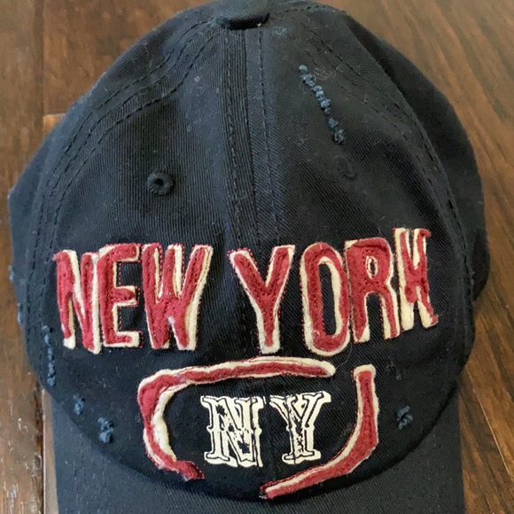 New York Baseball Cap - Picture 4 of 9